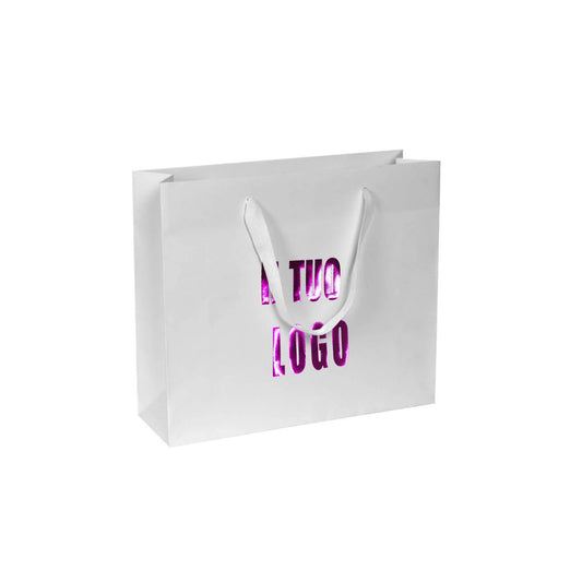 Chic in carta kraft con manico fettuccia e risvolto interno